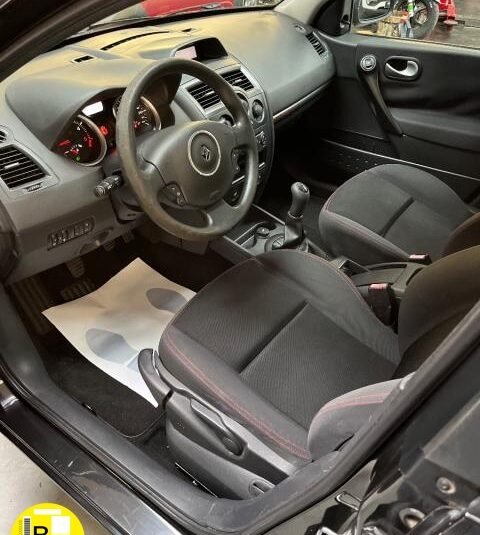 RENAULT – Mégane – 1.5 dCi/85CV 5p.