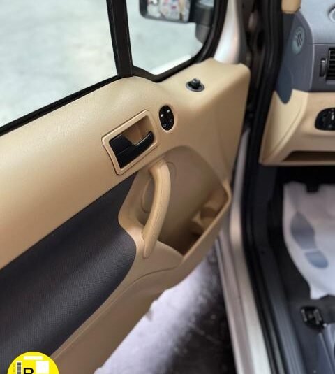 FORD – Transit connect
