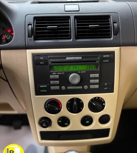 FORD – Transit connect