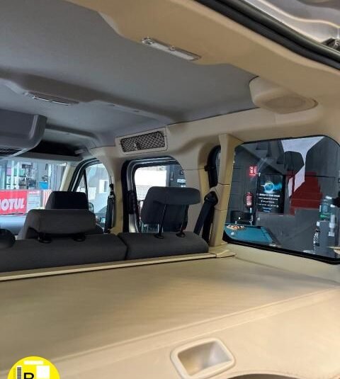 FORD – Transit connect