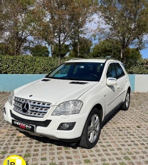 MERCEDES – Clase ML – 300 CDI BlueEFFICIENCY