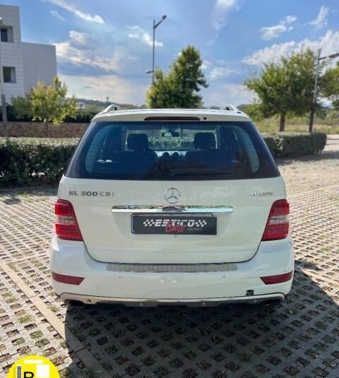 MERCEDES – Clase ML – 300 CDI BlueEFFICIENCY