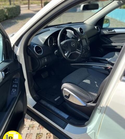 MERCEDES – Clase ML – 300 CDI BlueEFFICIENCY