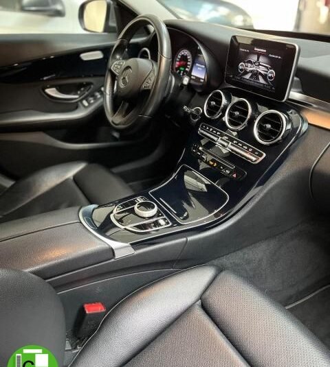 MERCEDES – Clase C – C 400 4Matic Automatic Exclusive