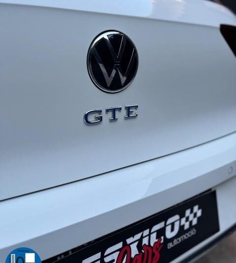 VOLKSWAGEN – Golf – GTE 1.4 245CV DSG
