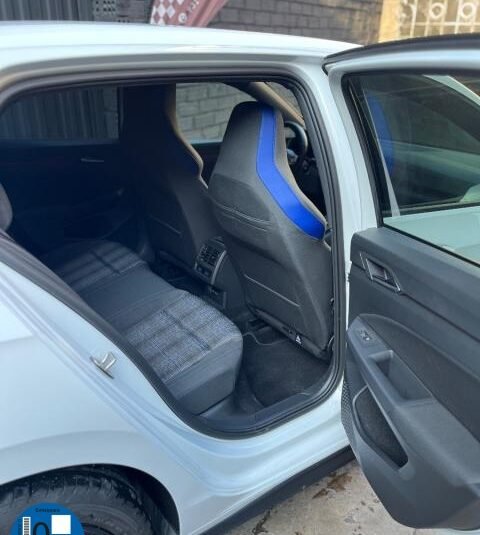 VOLKSWAGEN – Golf – GTE 1.4 245CV DSG
