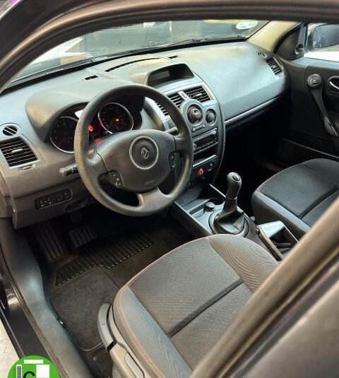 RENAULT – Mégane – 1.4 16V 5p.