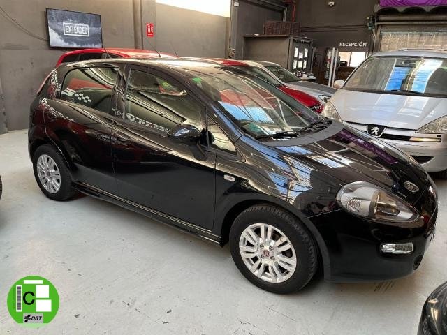 FIAT – Punto – 1.2 8V 5p. Young