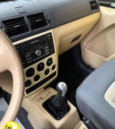 FORD – Transit connect