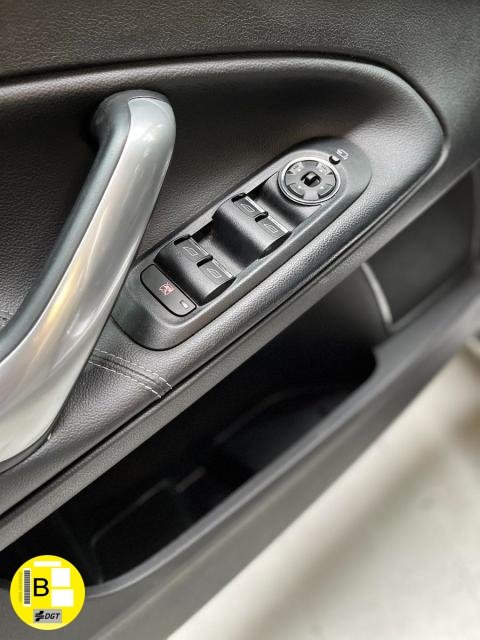 FORD – Mondeo – 2.0 TDCi/140 5p. Titanium DPF