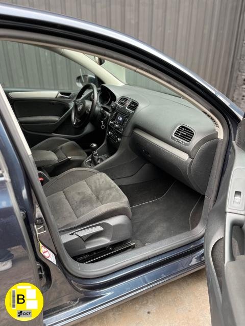 VOLKSWAGEN – Golf – 1.6 TDI DPF 5p. Sport Edition