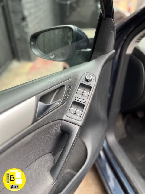 VOLKSWAGEN – Golf – 1.6 TDI DPF 5p. Sport Edition
