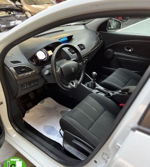 RENAULT – Mégane – 1.2 TCe S&S ESM ST SL GT Style