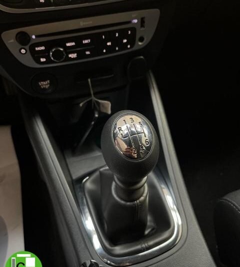 RENAULT – Mégane – 1.2 TCe S&S ESM ST SL GT Style