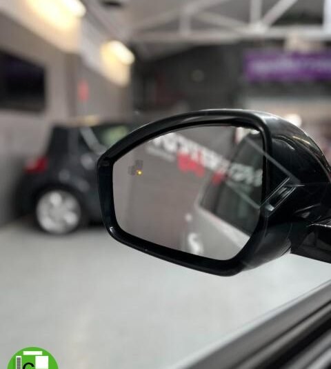 LAND ROVER – Discovery Sport – 2.0 TD4 150 CV HSE