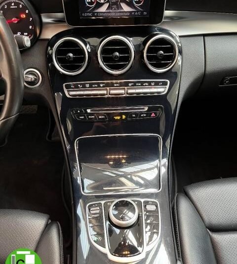 MERCEDES – Clase C – C 400 4Matic Automatic Exclusive